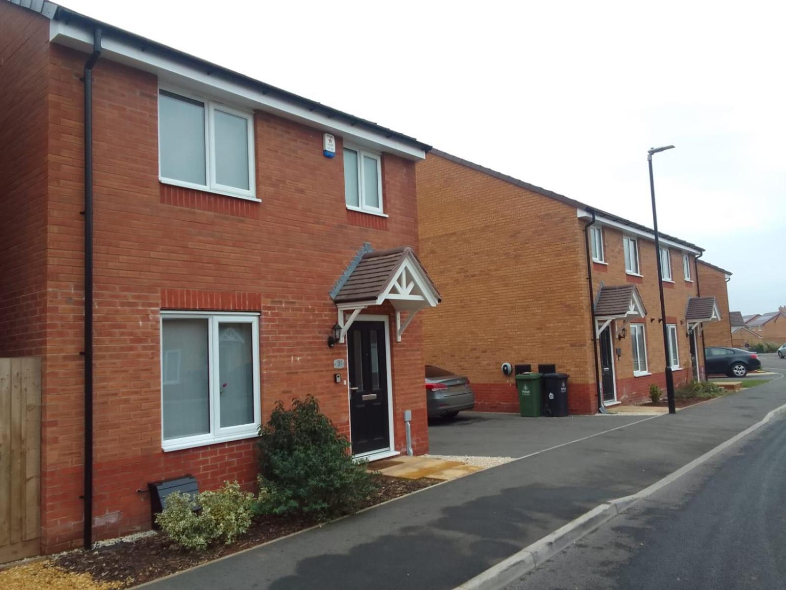 Cosy Stay In Walsall By Ideal Home Bloxwich Eksteriør billede