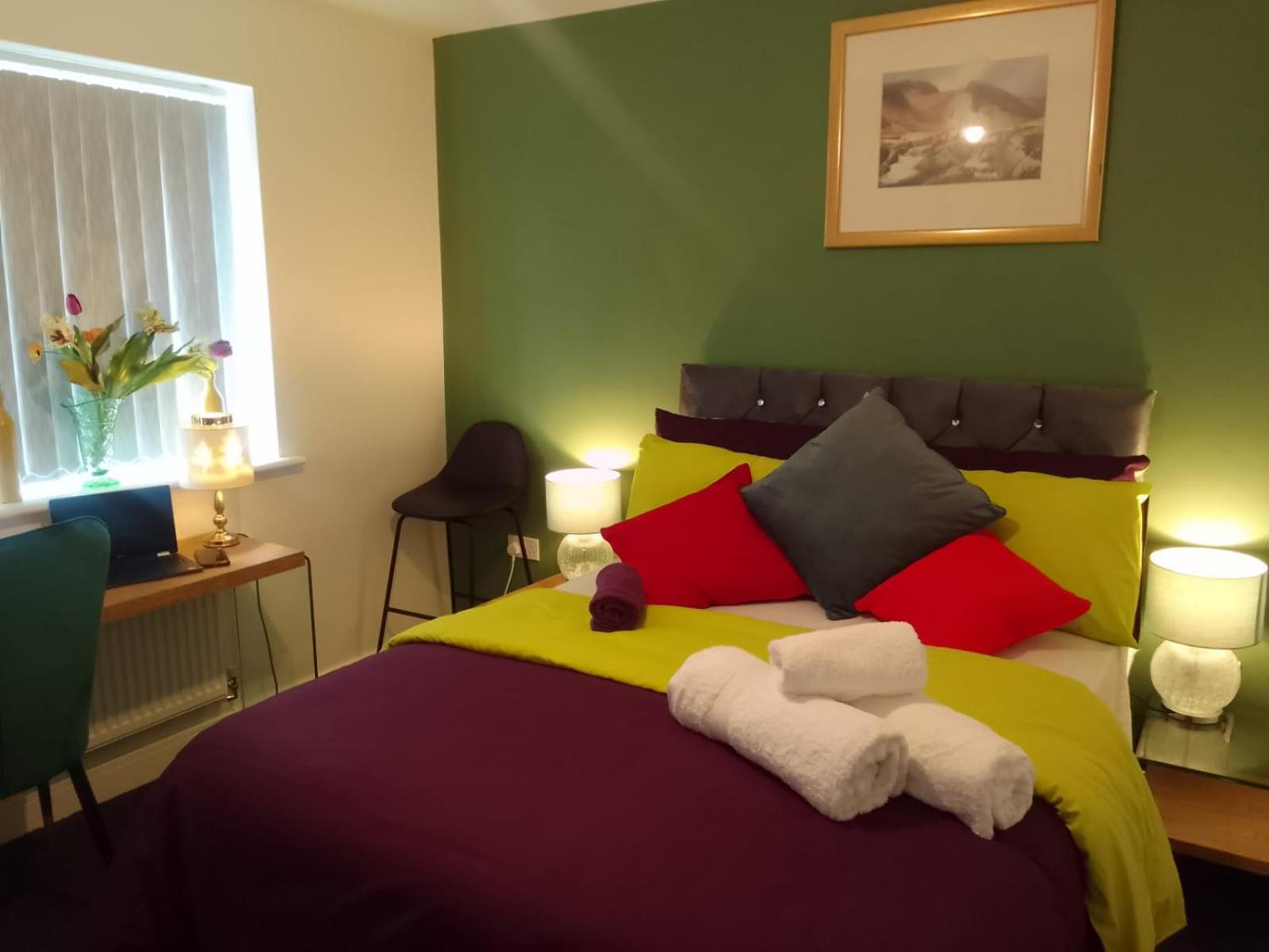 Cosy Stay In Walsall By Ideal Home Bloxwich Eksteriør billede