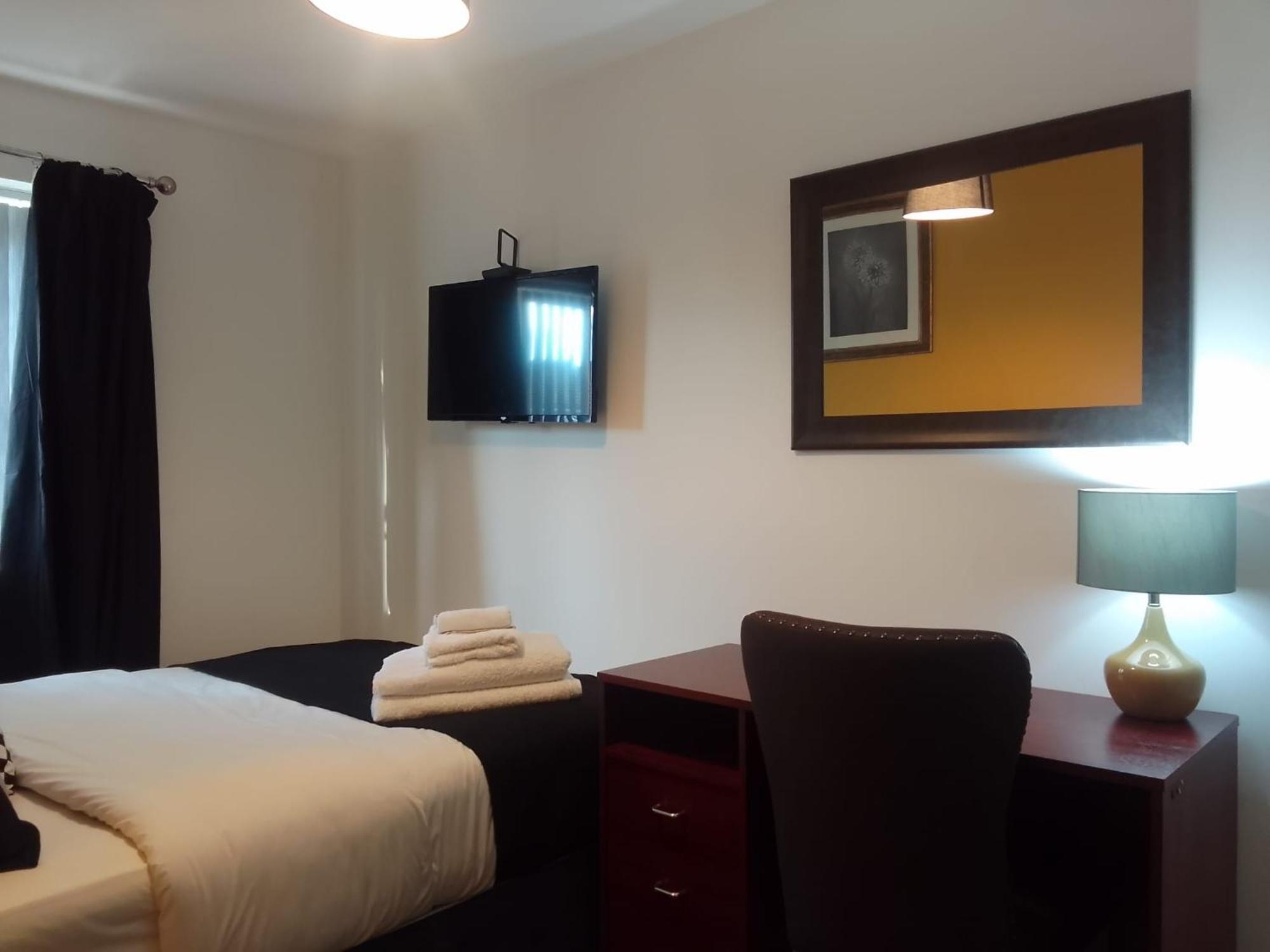 Cosy Stay In Walsall By Ideal Home Bloxwich Eksteriør billede